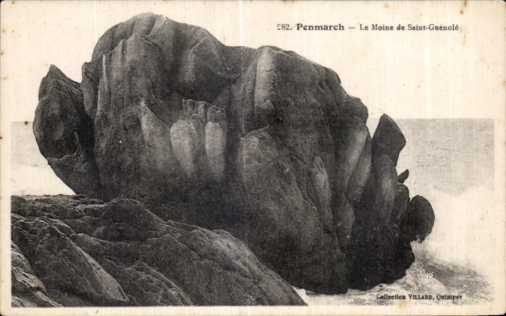 CPA Penmarch Le Moine de Saint Guenole