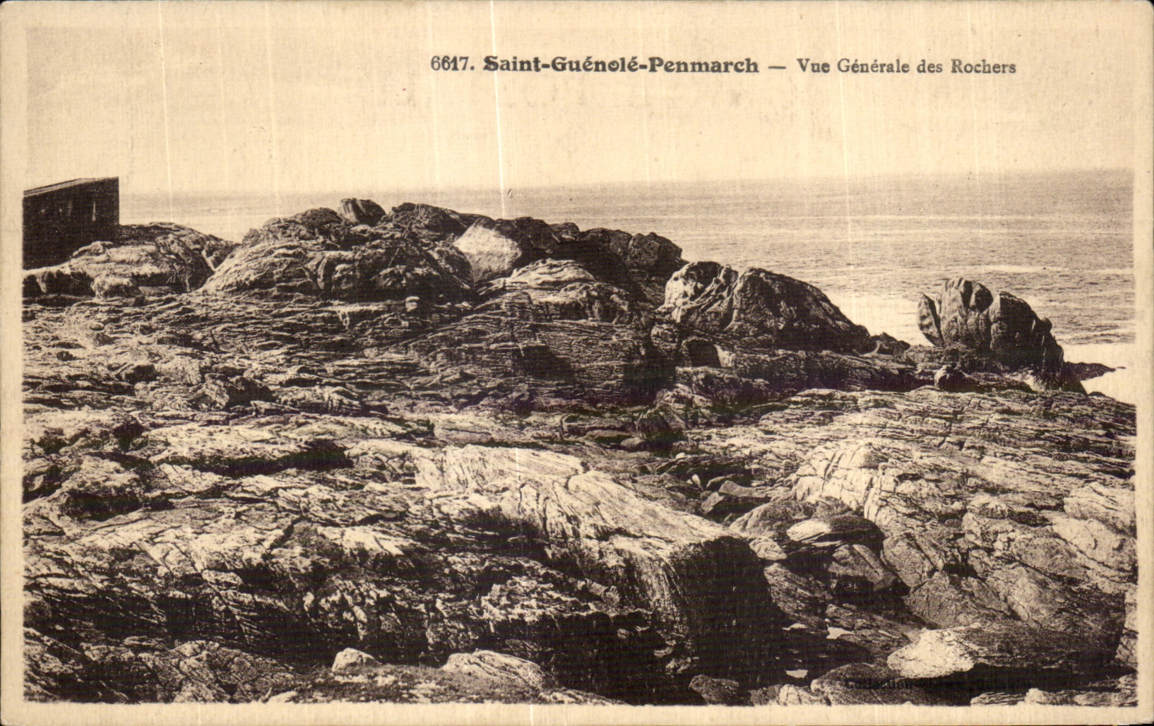 CPA Saint Guenole Penmarch Vue Generale des Rochers