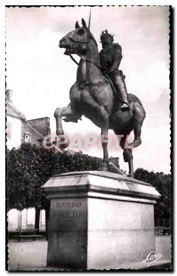 CPA Dinan Statue de Bertrand Du Guesclin Cheval Horse