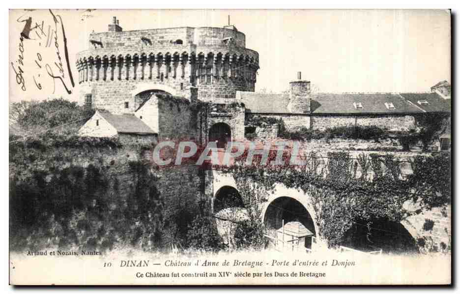 Dinan — Château d'Anne de Bretagne — Porte d'entrée et Donjon