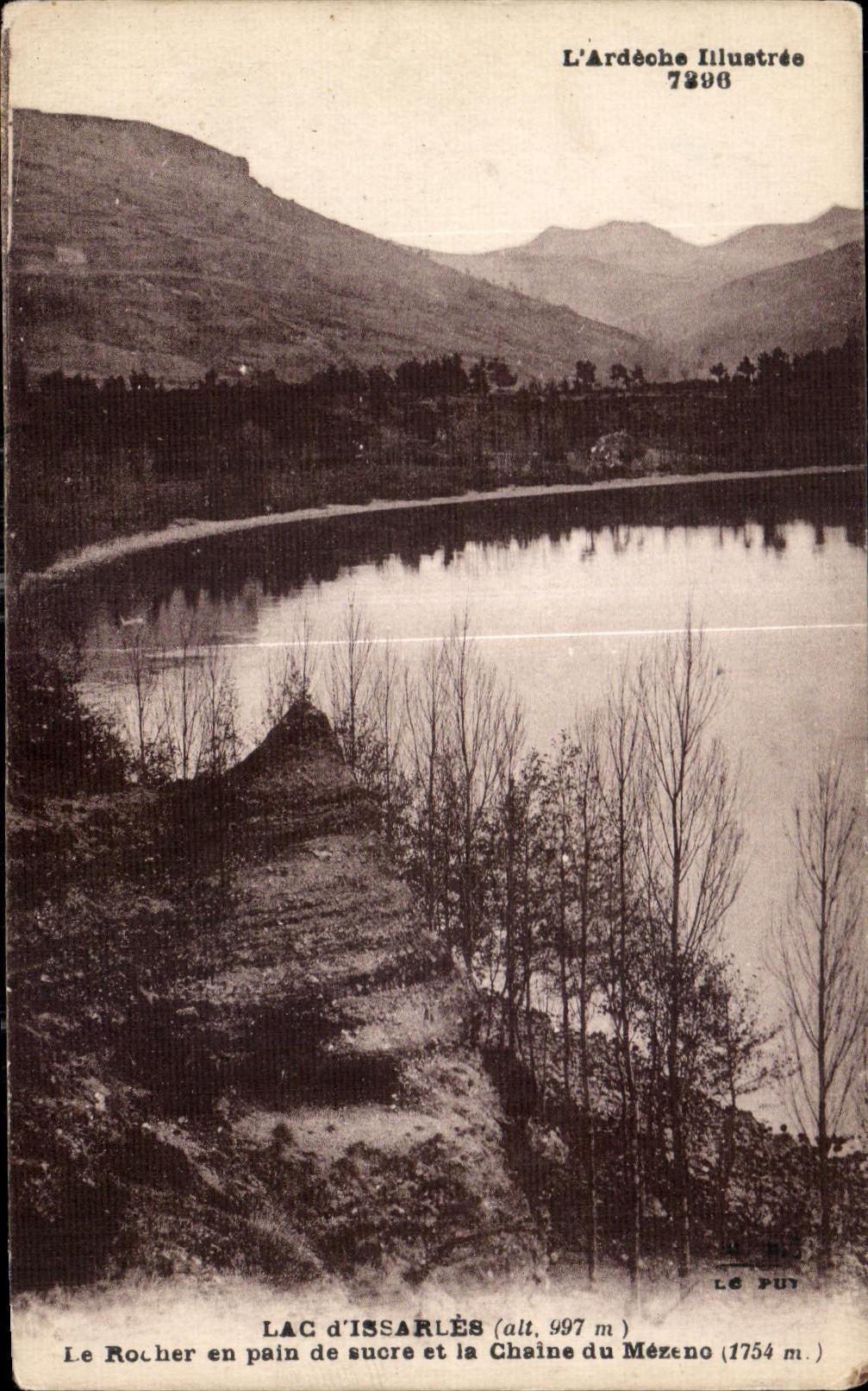 Lac d'Issarlès — Le Rocher en pain de sucre et la Chaîne du Mézeno — L'Ardèche Illustrée 7296