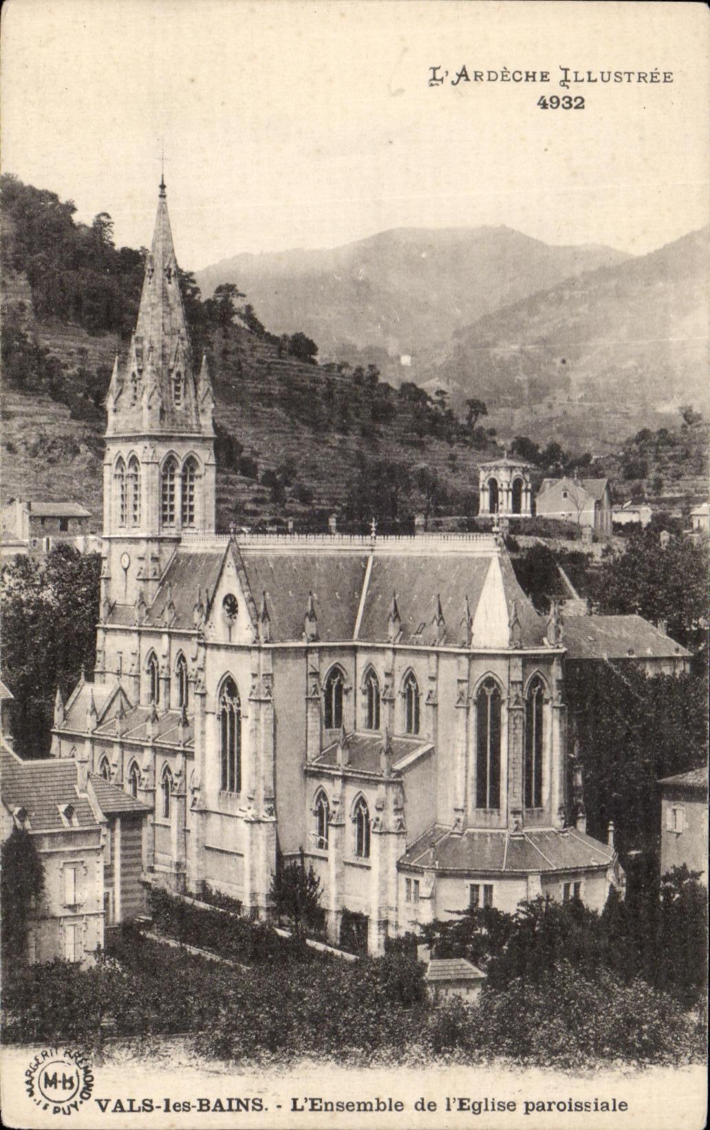 Vals-les-Bains - L'Ensemble de l'Église paroissiale — L'Ardèche Illustrée 4932