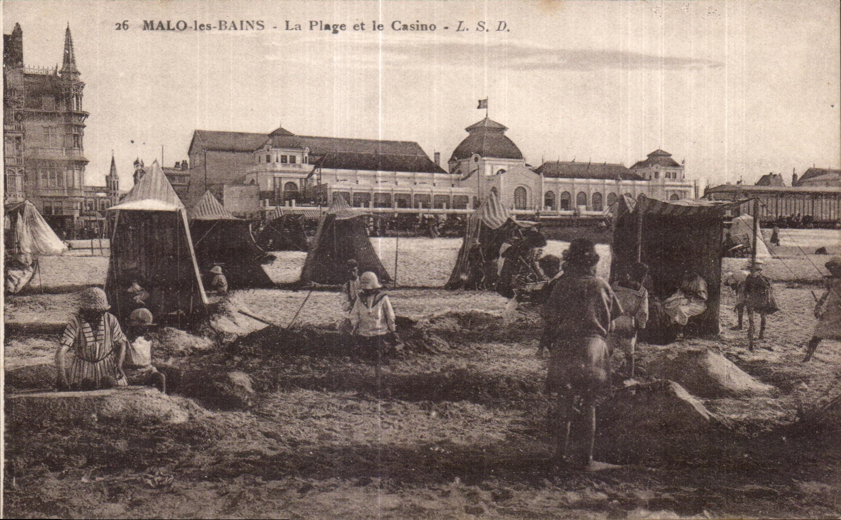 CPA Malo les Bains La Plage et la Casino