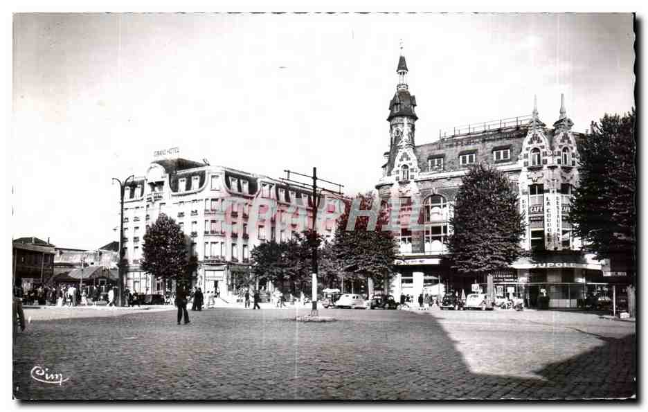 CPA Valenciennes Nord Place de la Gare