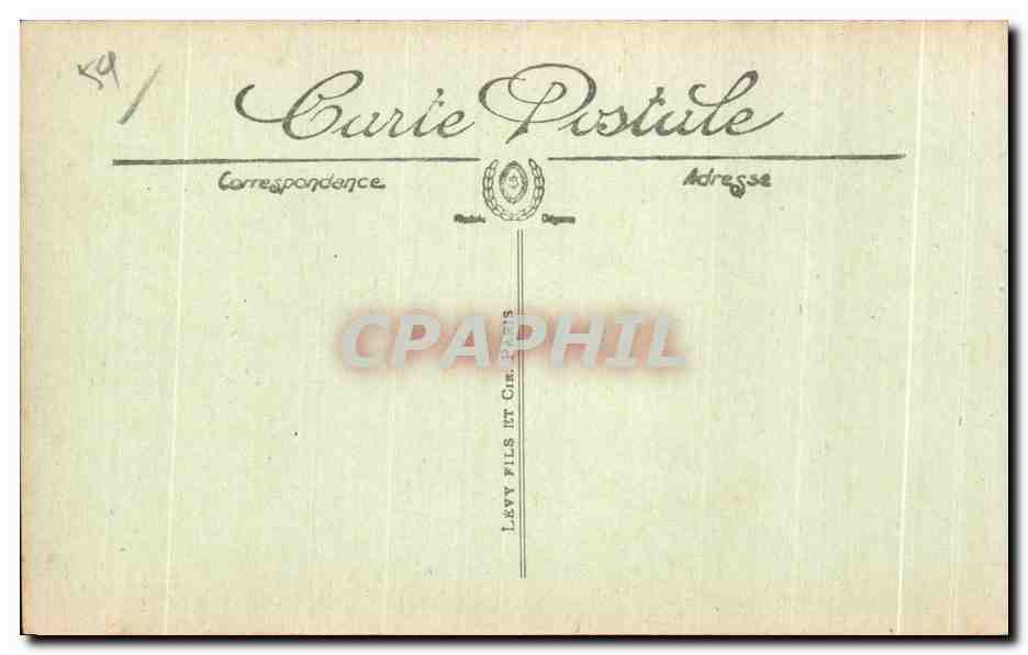CPA Les Ruines De Le Grande Guerre Armentieres La Grand Place et I Hotel de Ville Militaria — Back