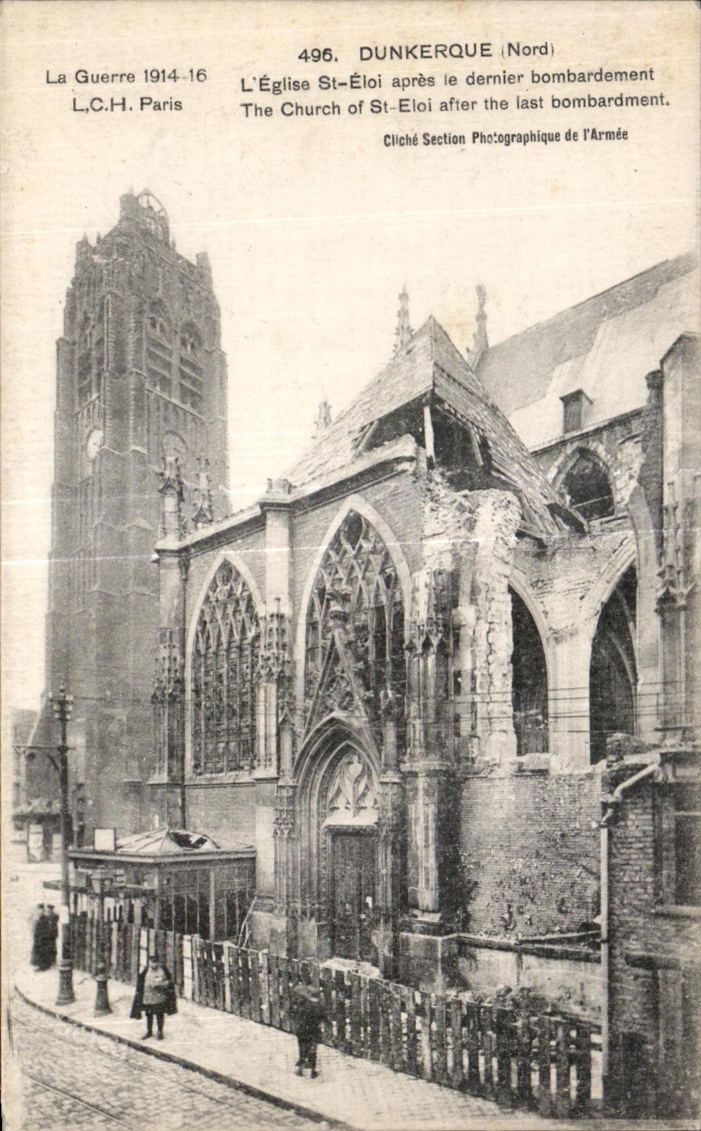 CPA Dunkerque Nord L Eglise St Eloi apres le dernier bombardement