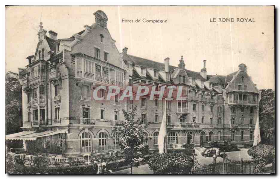 CPA Foret de Compiegne Le Rond Royal