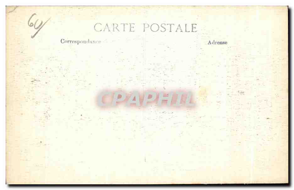 Betz (Oise) après le bombardement — détails des dégâts sur les bâtiments et présence de soldats — éditeur B.D. n° 60 — Reverso