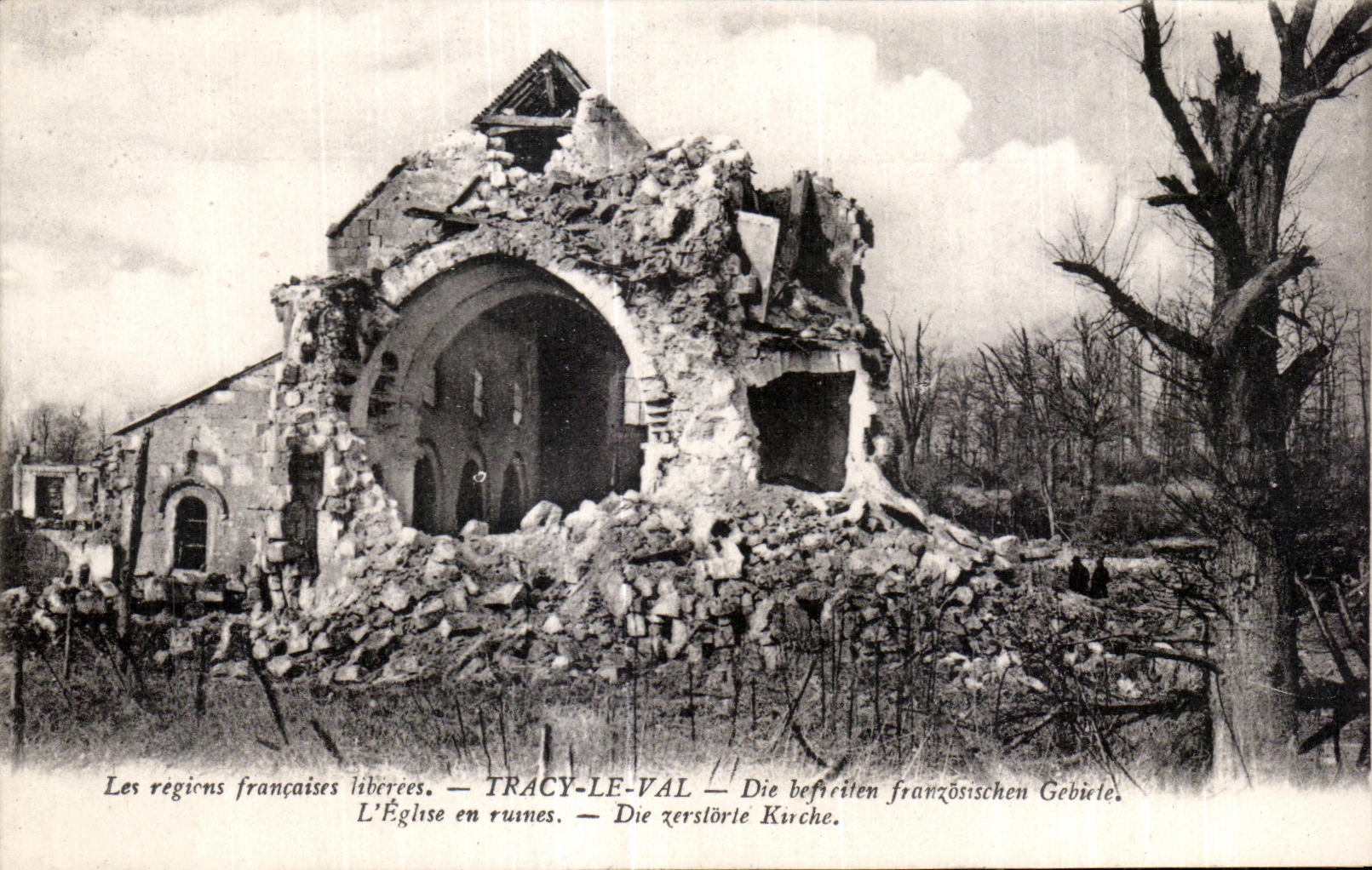 Tracy-le-Val — L'Église en ruines — Éditeur non visible
