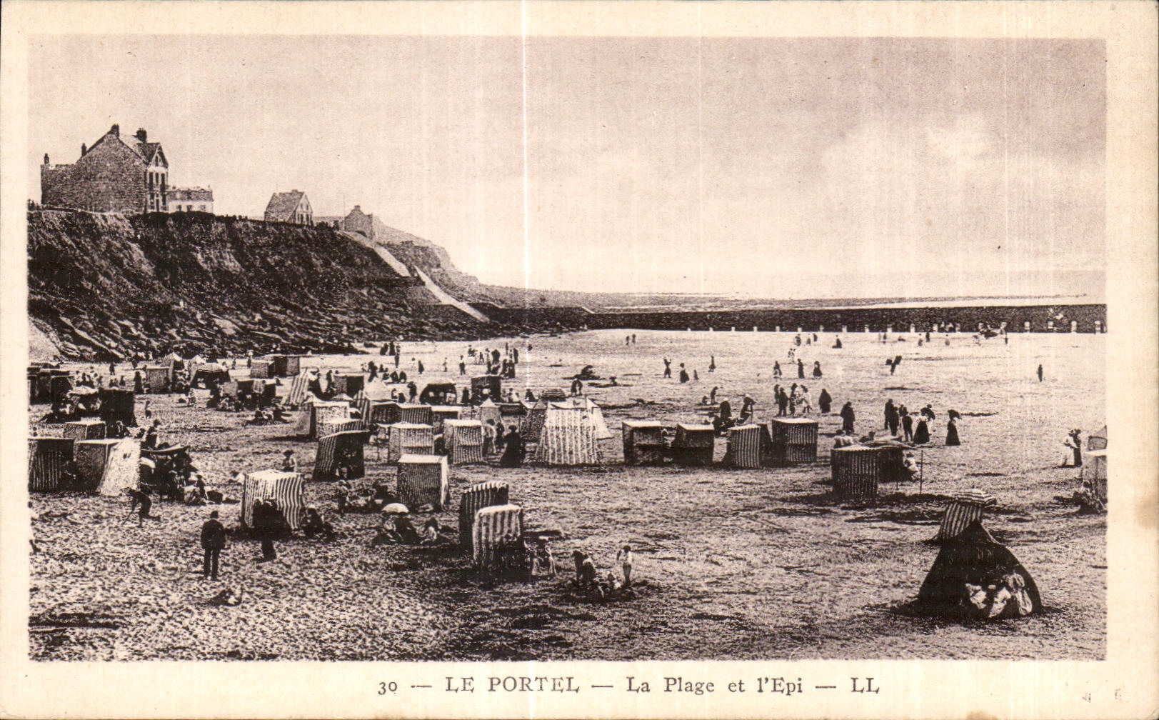 CPA Le Portel La Plage et I Epi