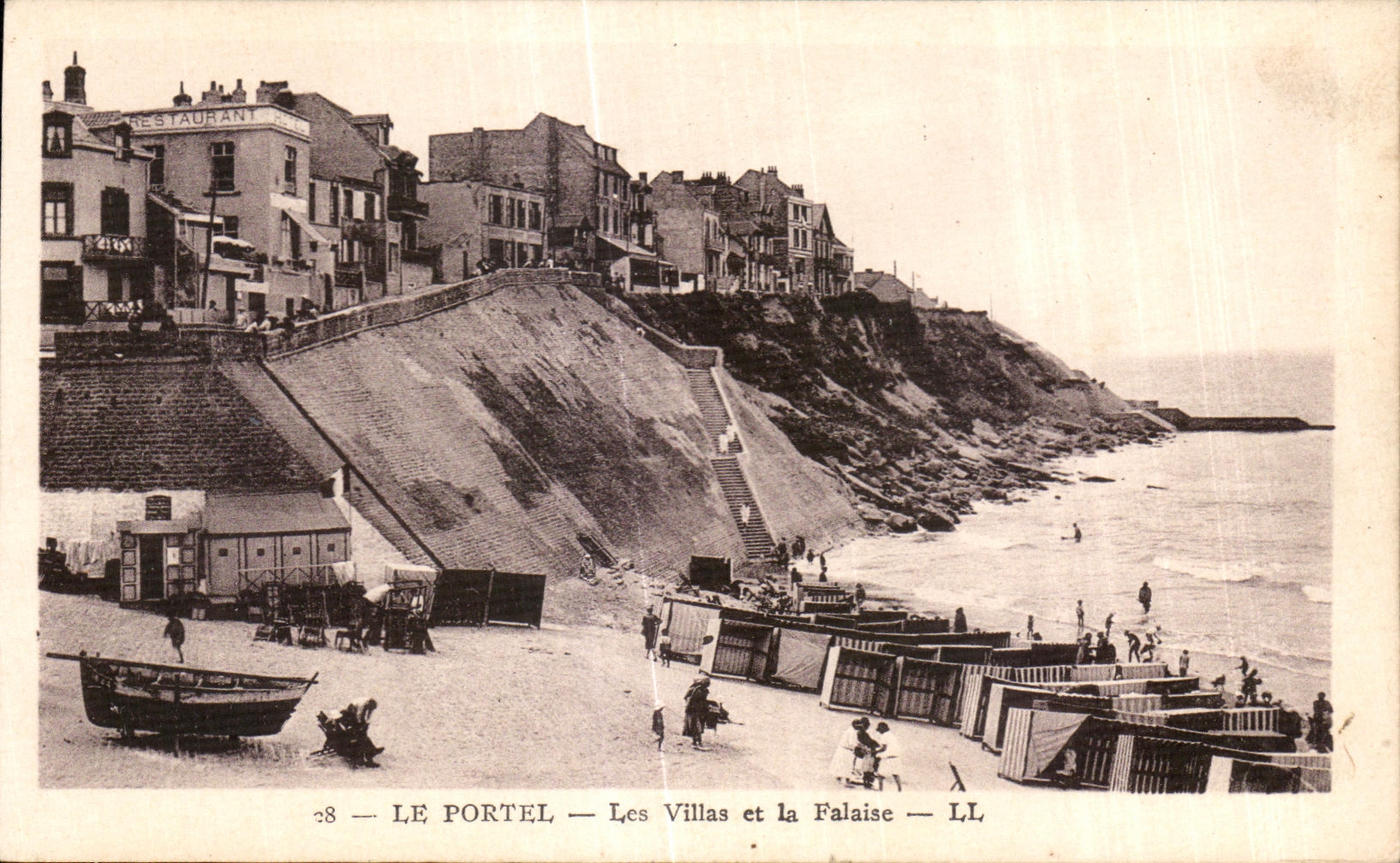 CPA Le Portel Les Villas et la Falaise
