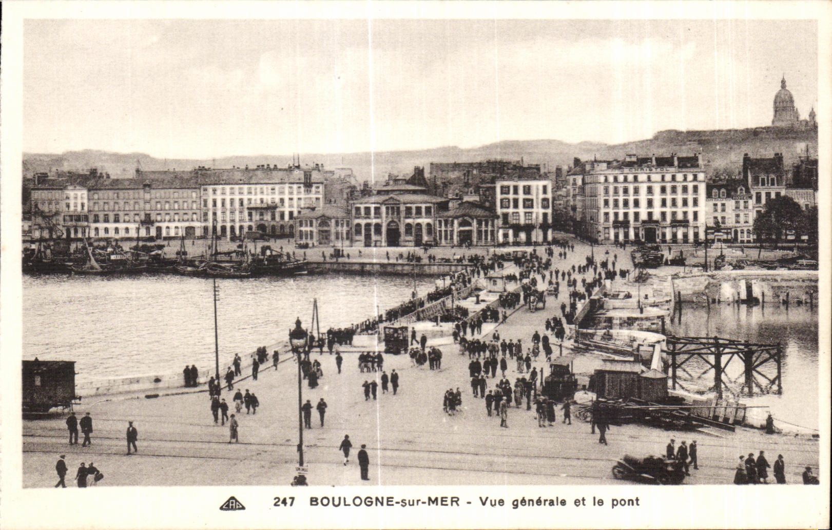 BOULOGNE-sur-MER - Algemene uitzicht en de brug — Antieke ansichtkaart n°247, uitgever C.R.B.