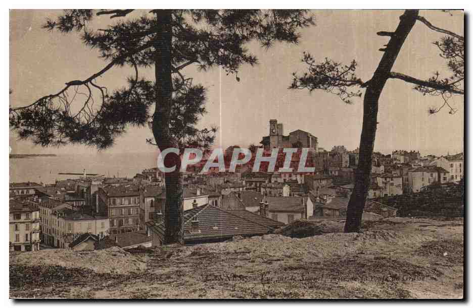CPA Cannes Vue sur le Suquet
