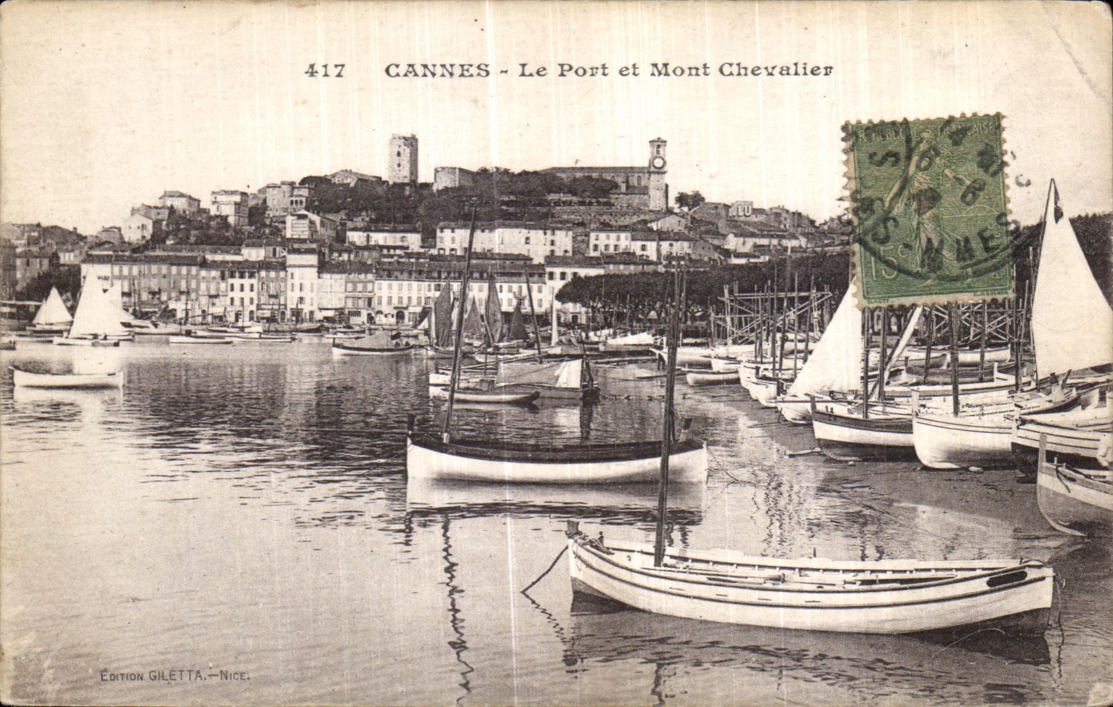 CPA Cannes Le Port et Mont Chevalier Bateaux