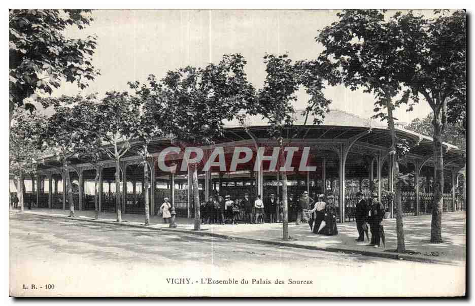 CPA Vichy L Ensemble du Palais des Sources