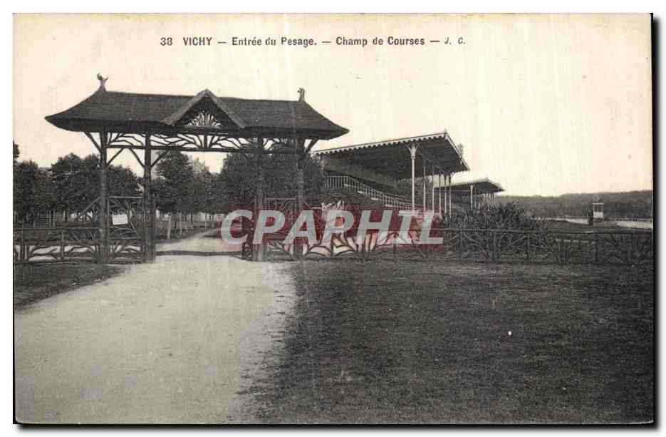 Vichy — Entrée du Pesage — Champ de Courses — J. C.