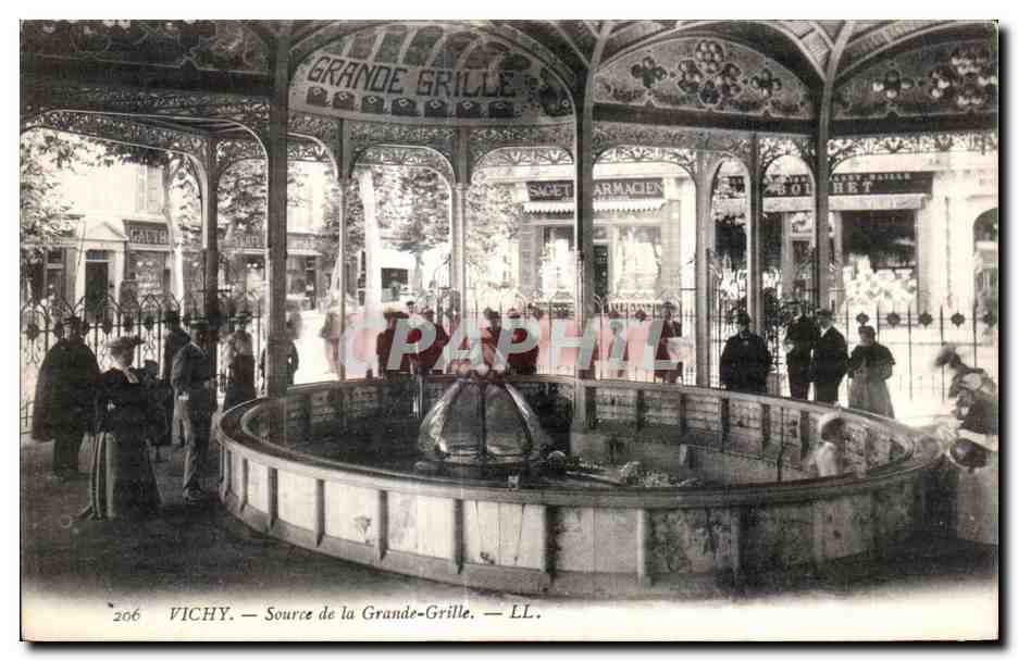 CPA Vichy Souce de la Grande Grille