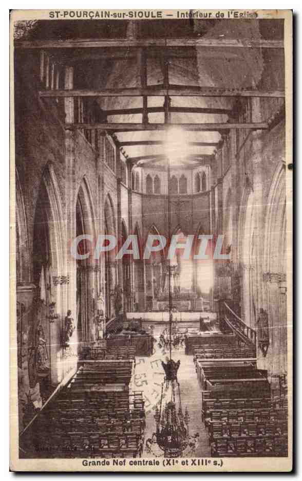 CPA Grande Nef Centrale St pourcain sur Sioule Interieur de l eglise