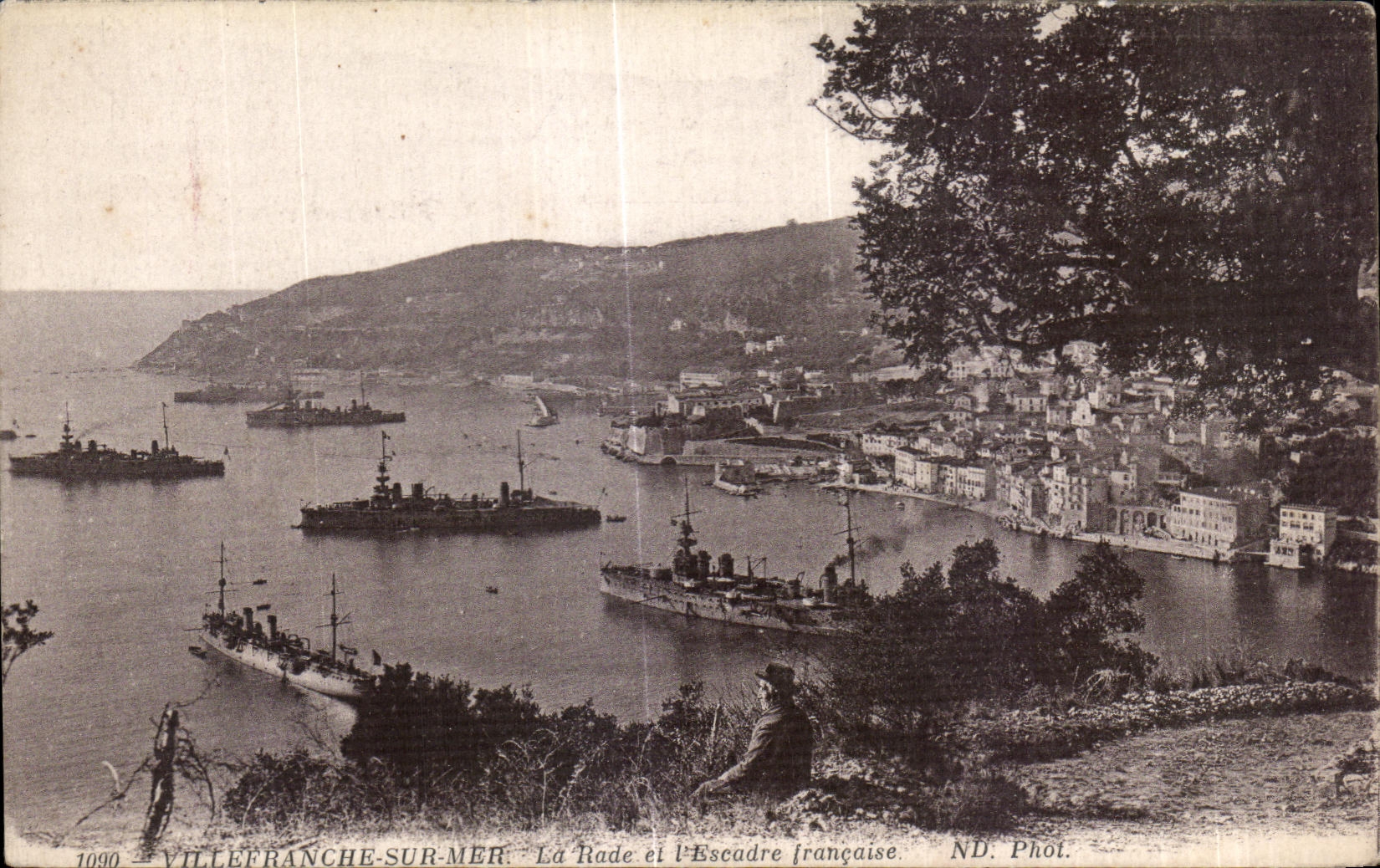 Villefranche-sur-Mer — View of the Harbour and the French Fleet — ND. Photo.