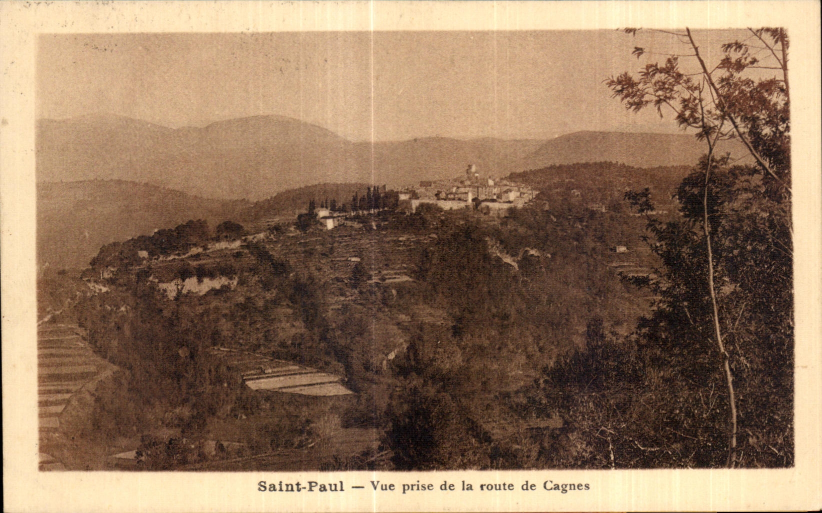 CPA Saint Paul Vue prise de la route de Cagnes