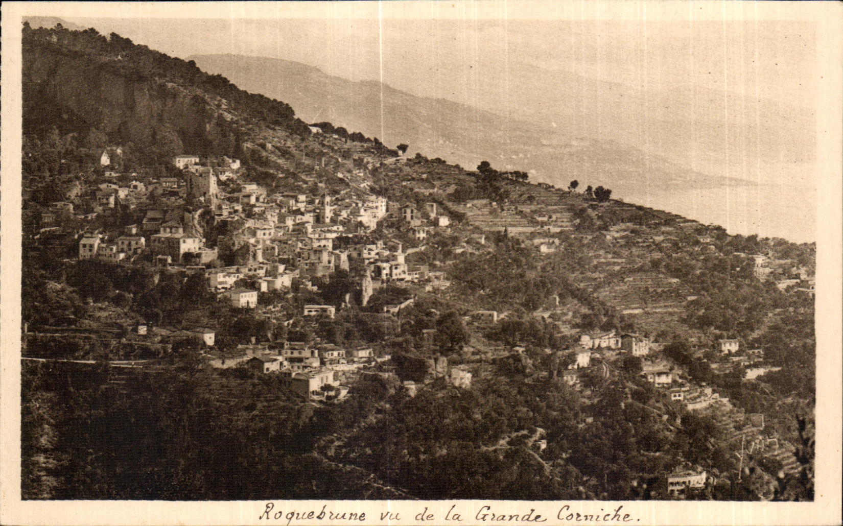 CPA Roquebune Vue de la Grande Corniche