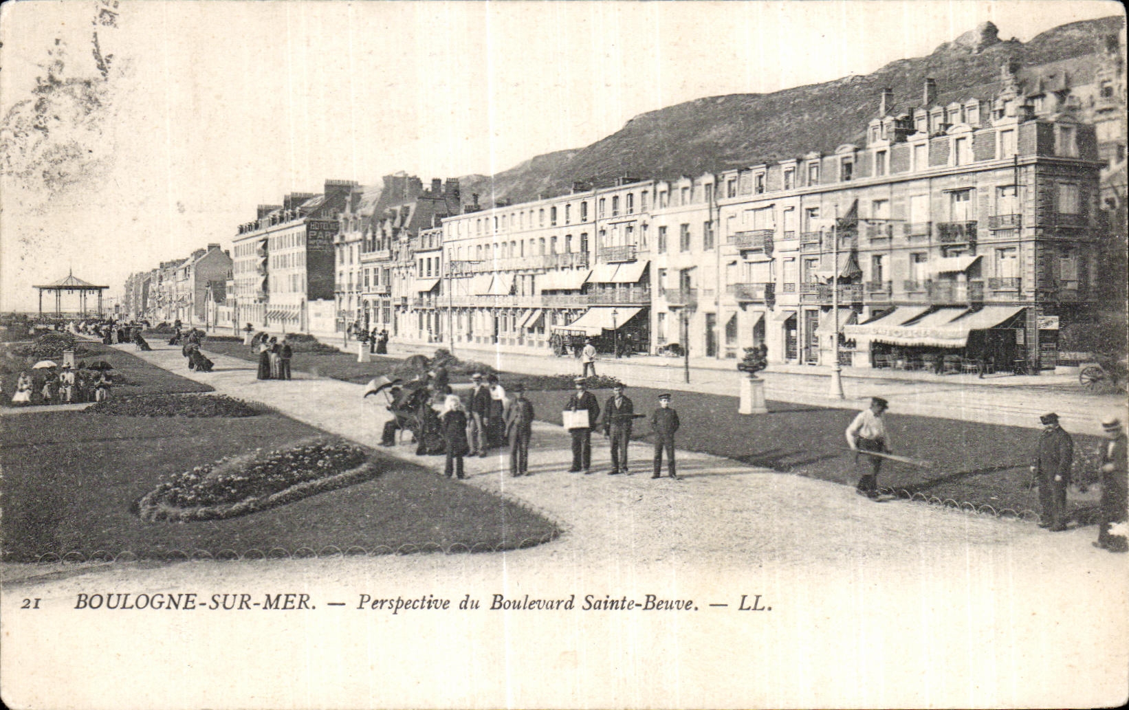 Boulogne-sur-Mer — Perspective du Boulevard Sainte-Beuve — LL.