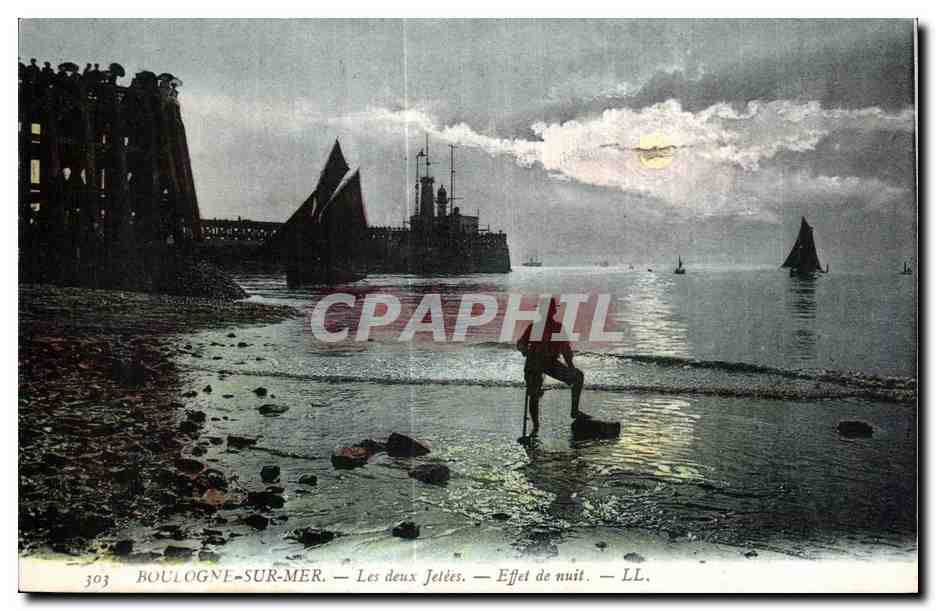 CPA Boulogne Sur Mer Les deux Jetees Effet de nuit