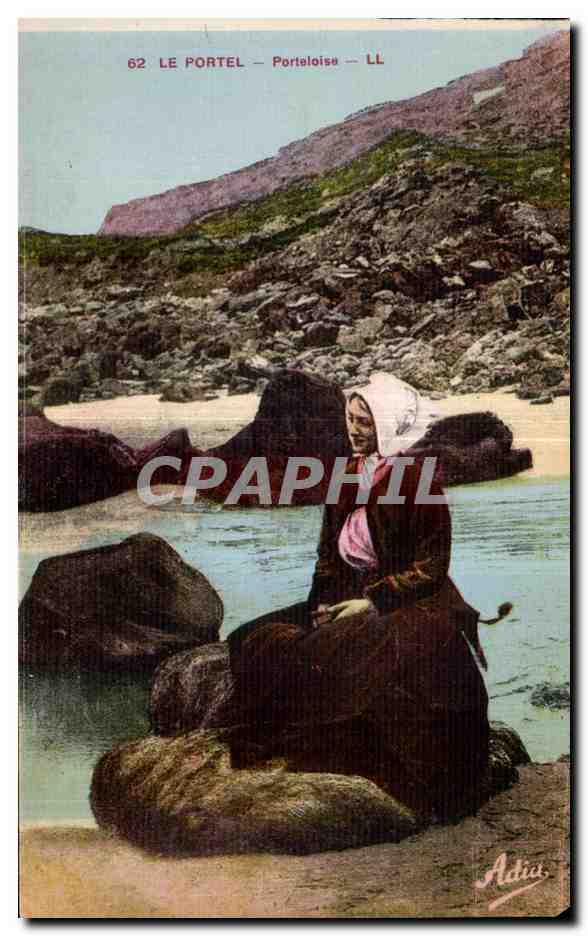 CPA Le Portel Porteloise Folklore Costume Coiffe