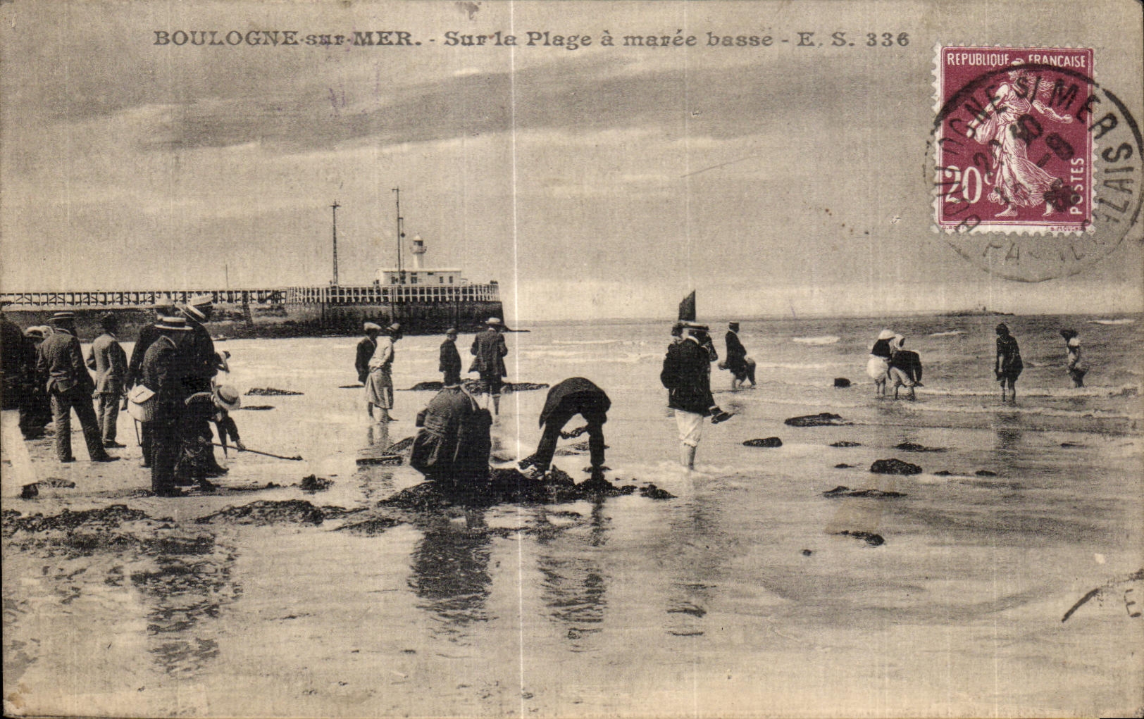 CPA Boulogne Sur Mer Sur la Plage a Maree basee 