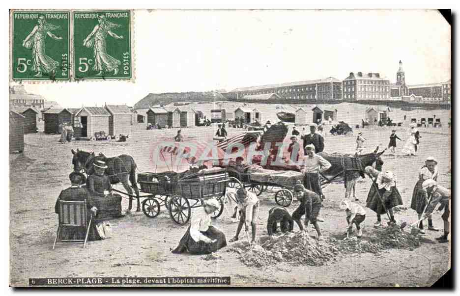 CPA Berck Plage La Plage devant l hopital maritime Ane Donkey