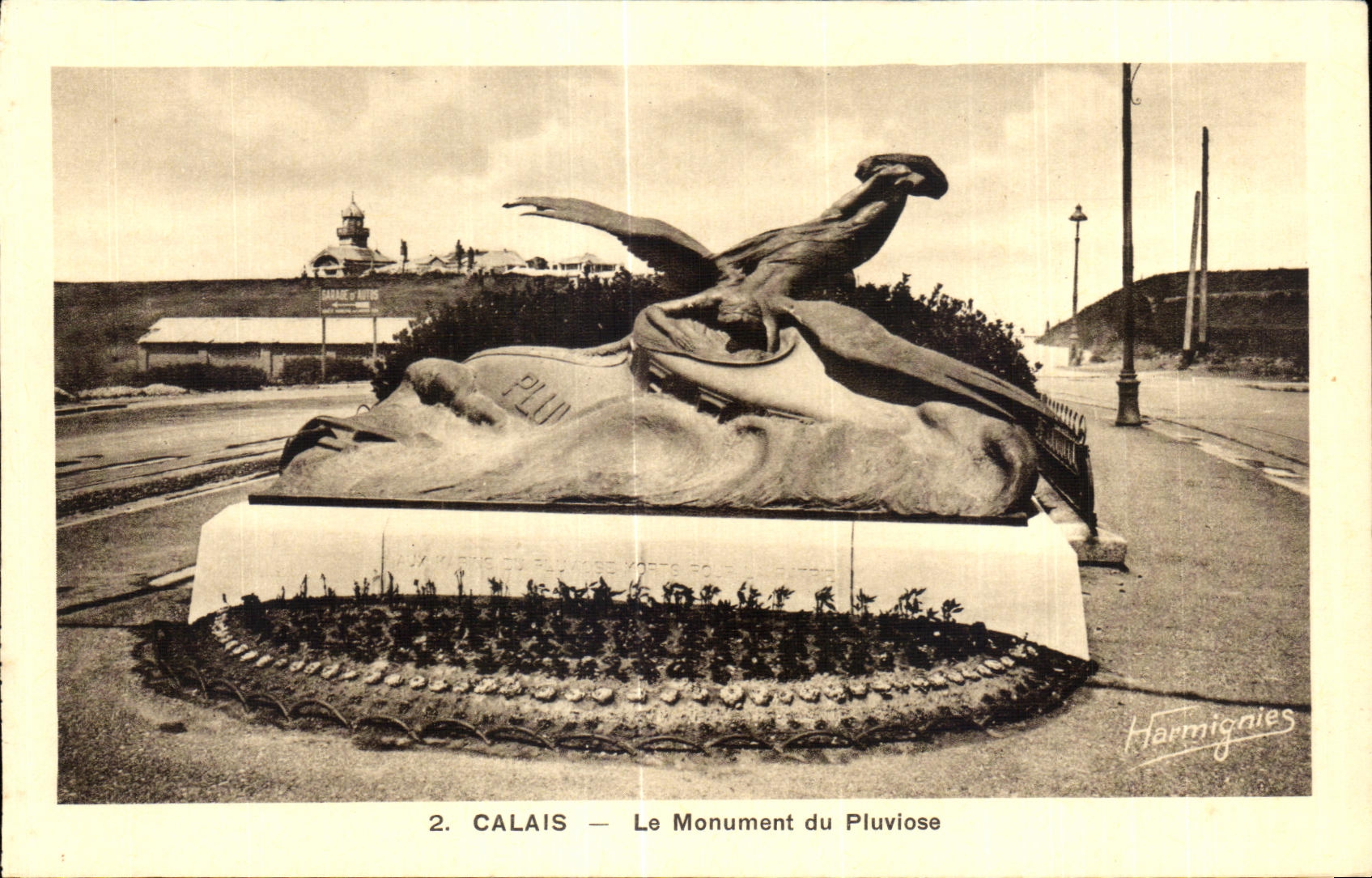 CPA Calais Le Monumetn du Pluviose