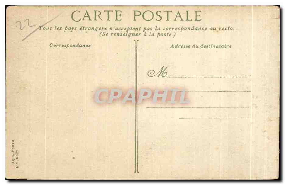 CPA Dinan Vue Generale de la Ville du Vieux Port — Reverso