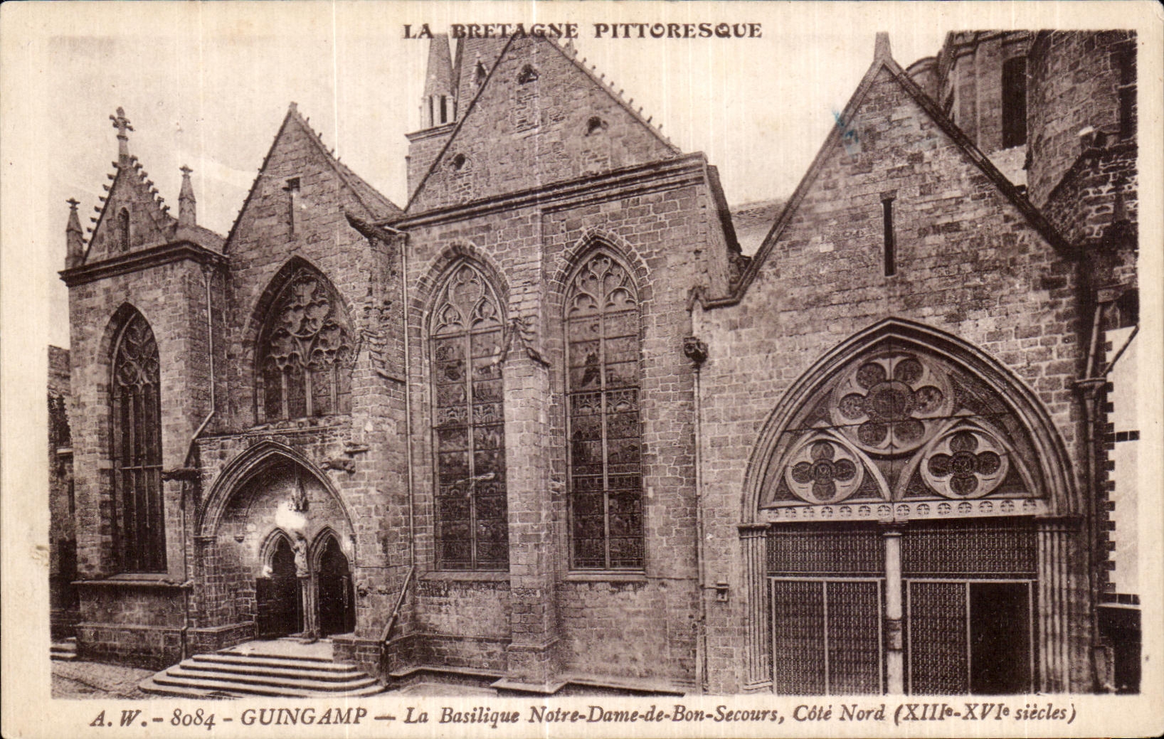 CPA Guingamp Basilique Notre Dame de Bon Secours Cote Nord
