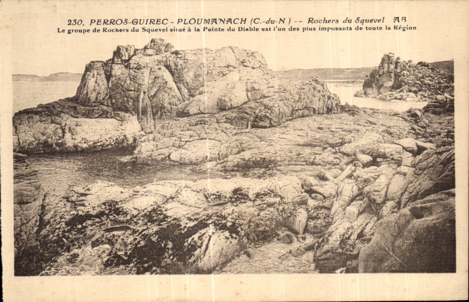 Rochers du Squevel — Perros-Guirec - Ploumanach (C.-du-N) — éditeur AB, n° 230