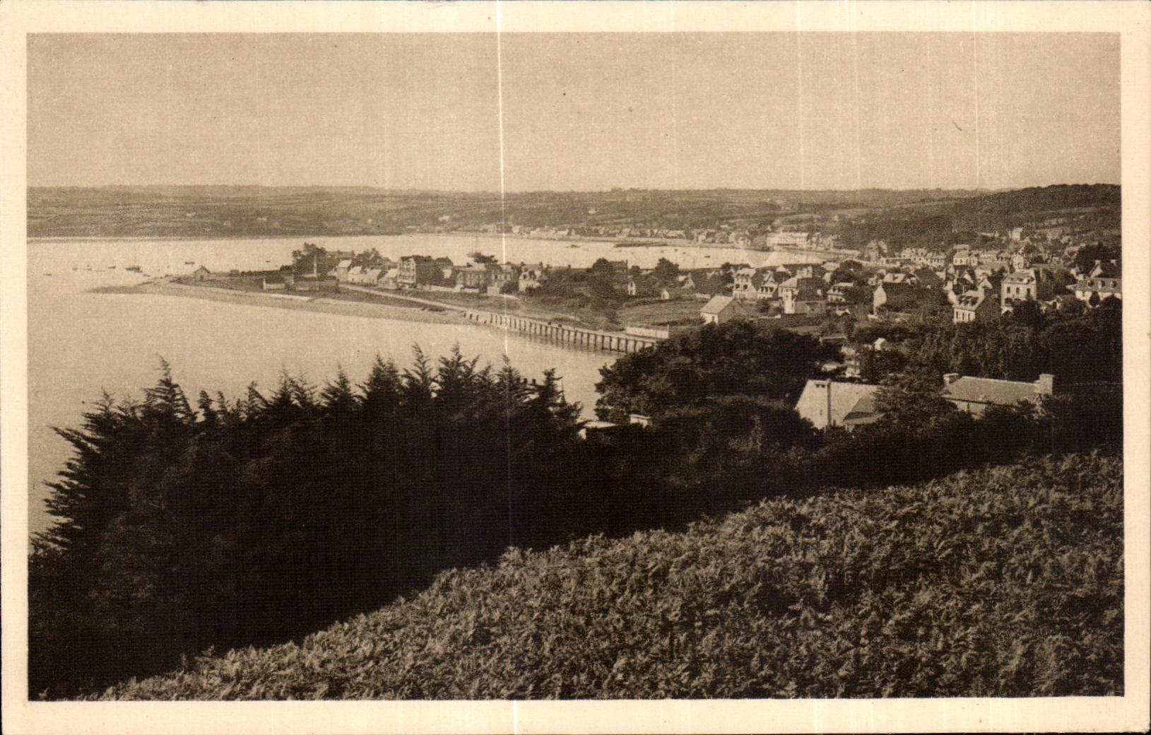 Perros-Guirec (C.-du-N.) — Vue générale de la Rade — Édition d'Art A, Angers