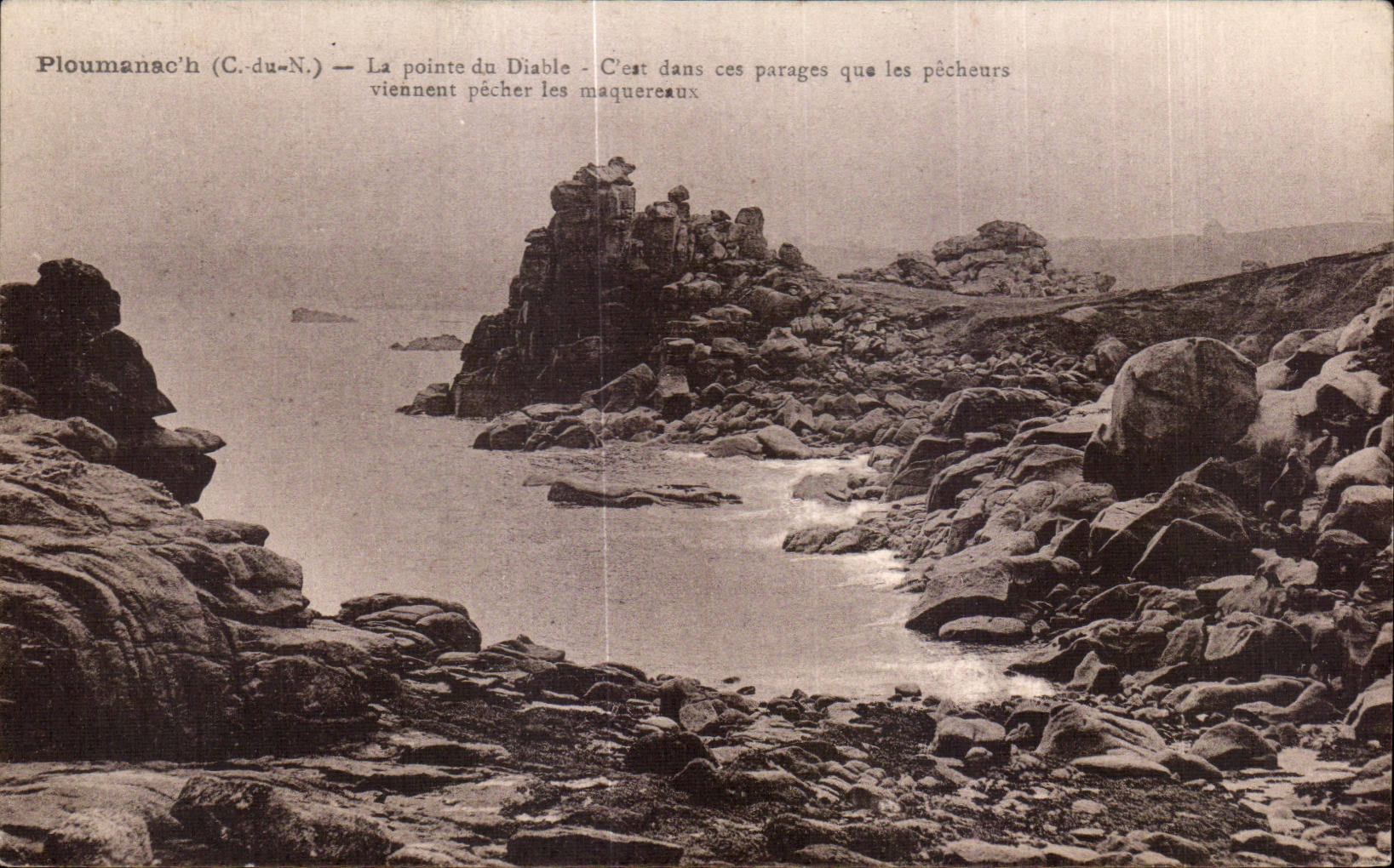 Ploumanac'h (C.-du-N.) — La pointe du Diable — éditeur J. Mangard