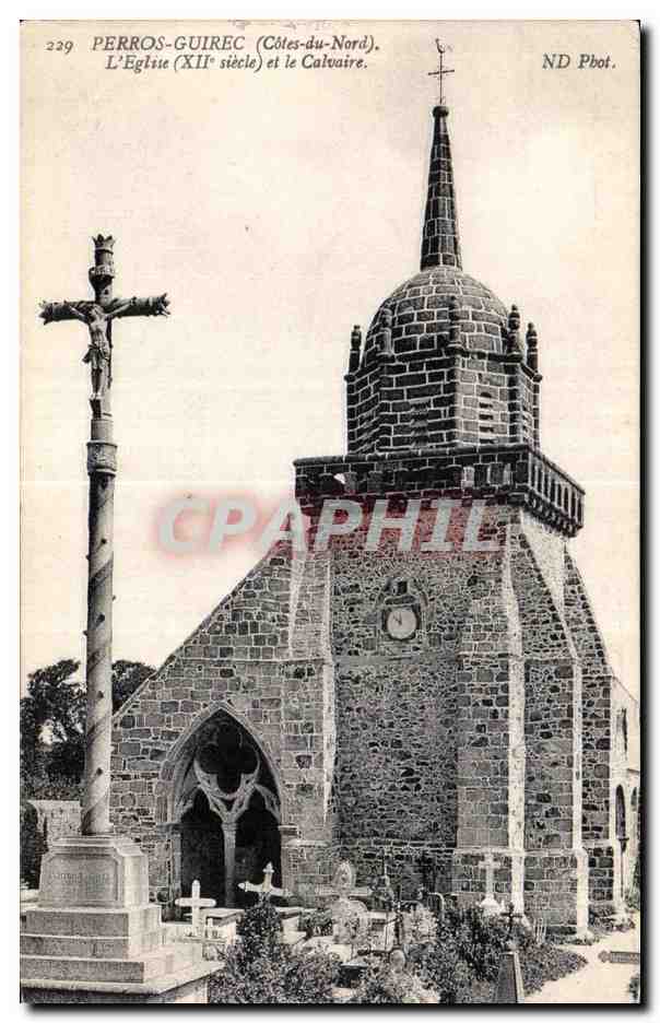 Perros-Guirec (Côtes-du-Nord) — L'Église (XIIe siècle) et le Calvaire — ND Pbot.