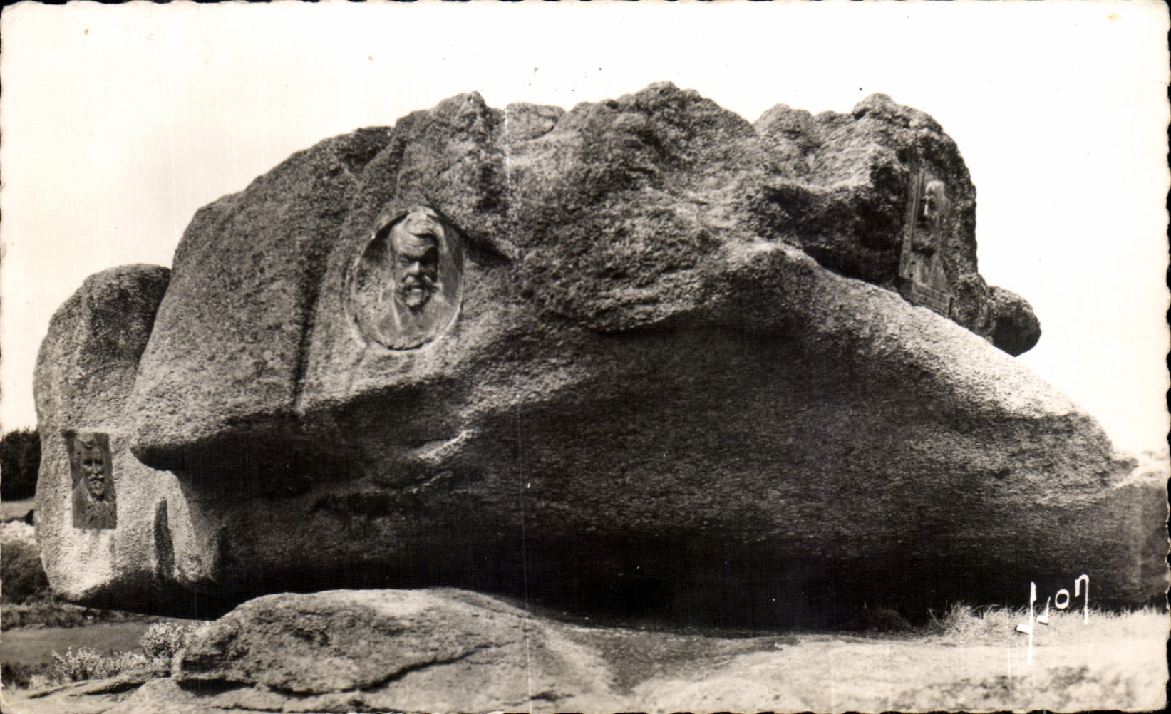 Le Panthéon des Chantres du Trégor — Perros-Guirec (C.-du-N.) — Éditions d'Art Martel, Paris