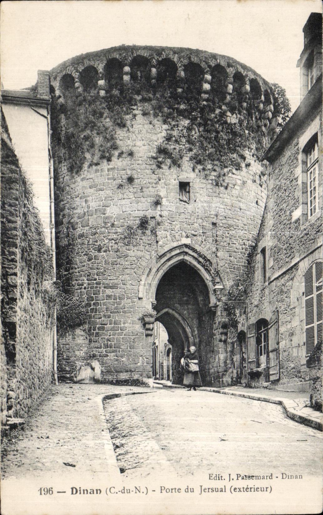 CPA Dinan Porte du Jersual Exterieur