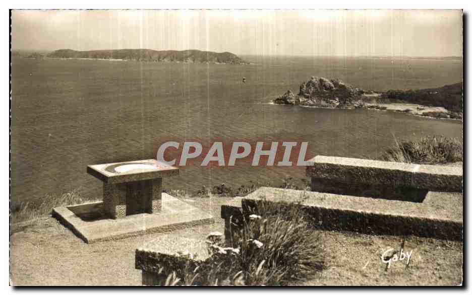 Perros-Guirec (C.-du-N.) — Mesa de orientación y Punta del Castillo — Ediciones Gaby