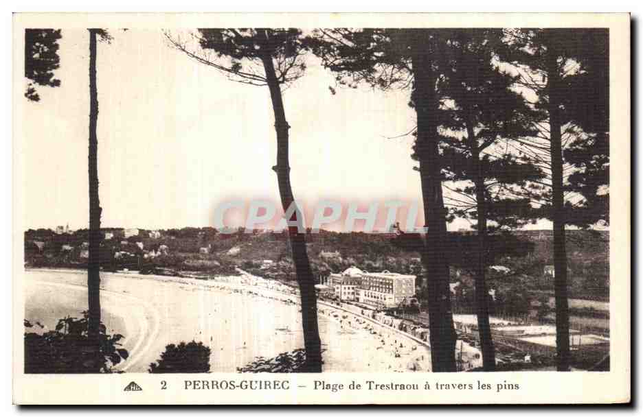 Perros-Guirec — Plage de Trestraou à travers les pins — C° des Arts, Strasbourg-Schiltigheim