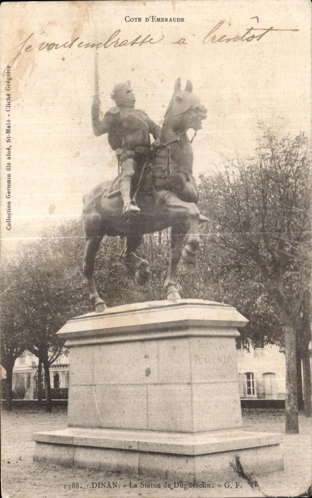 CPA Dinan La Staue de Duguesclin Cheval Horse