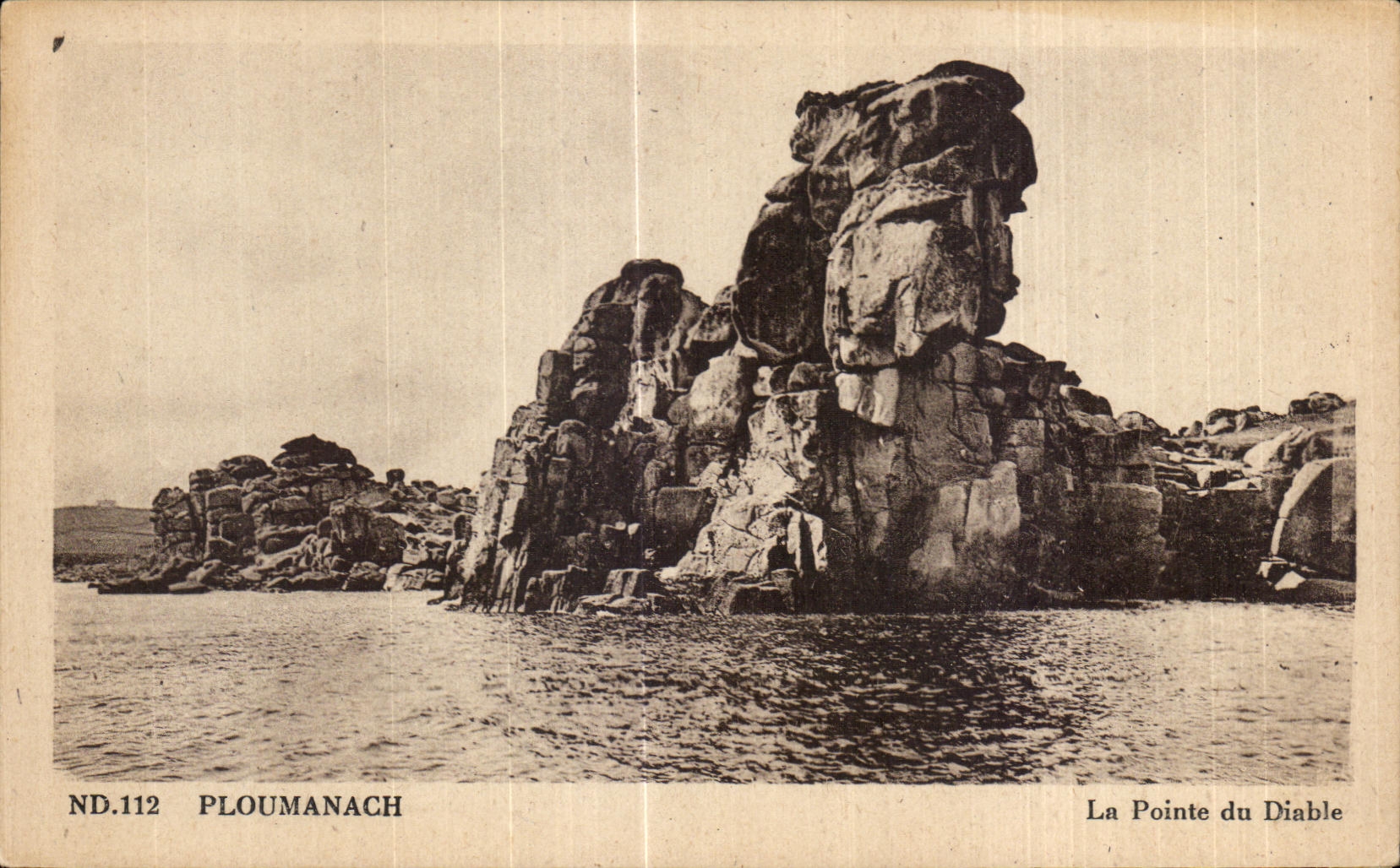 PLOUMANACH — La Pointe du Diable — ND.112