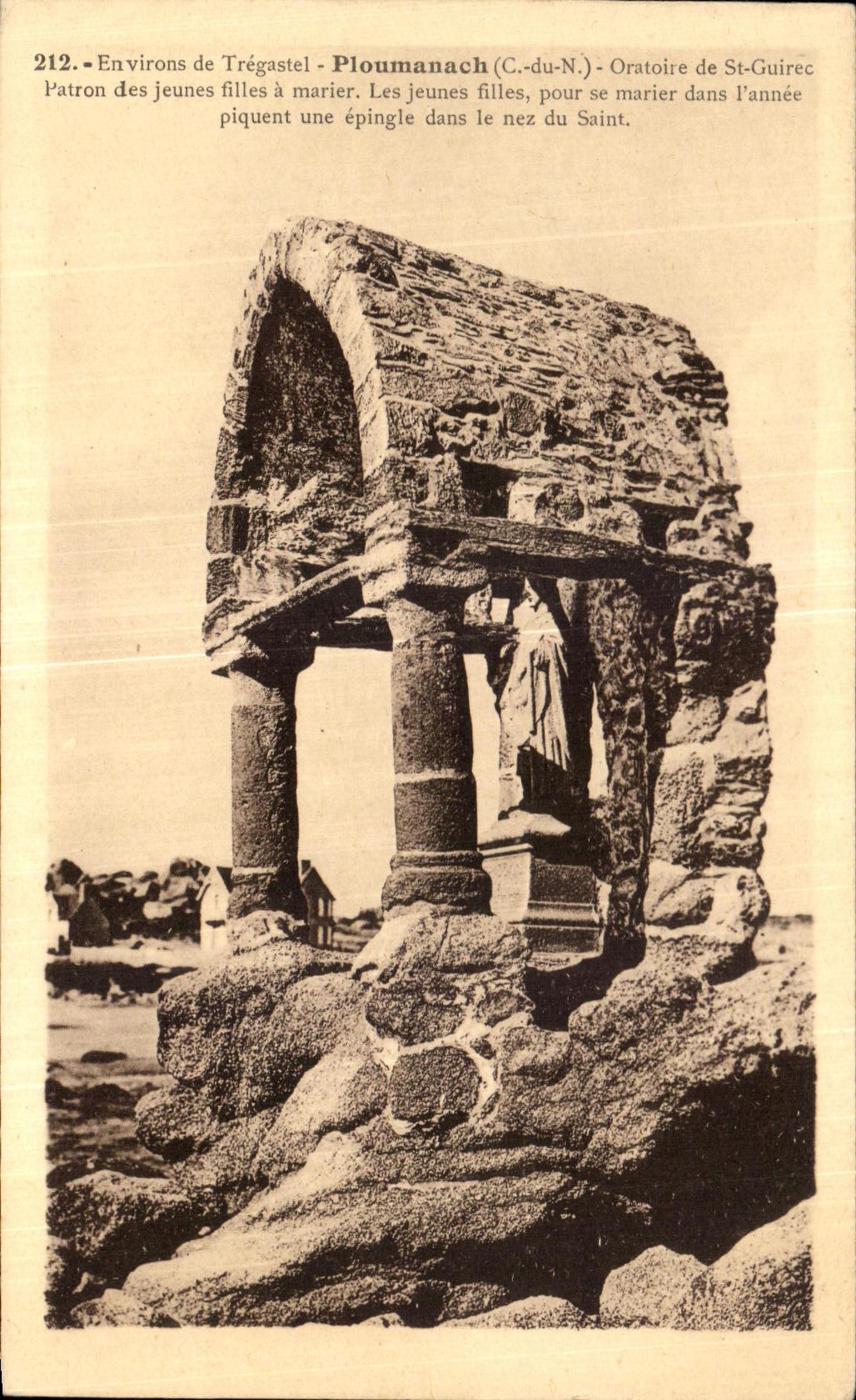 Environ de Trégastel - Ploumanach (C.-du-N.) - Oratoire de St-Guirec