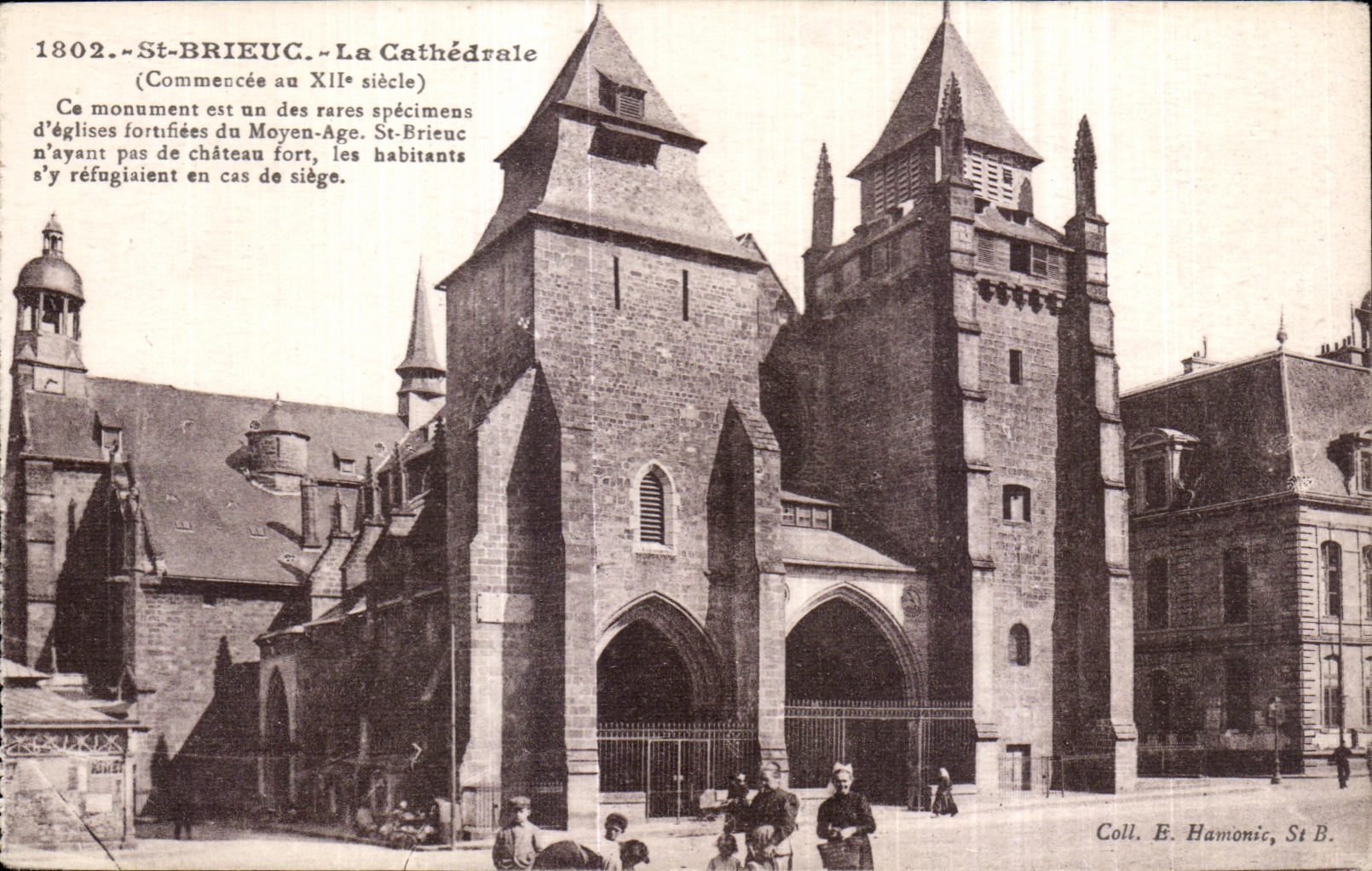 CPA Saint Brieuc La Cathedrale Ce Monument est un des rares Specimens d eglises fortifiees