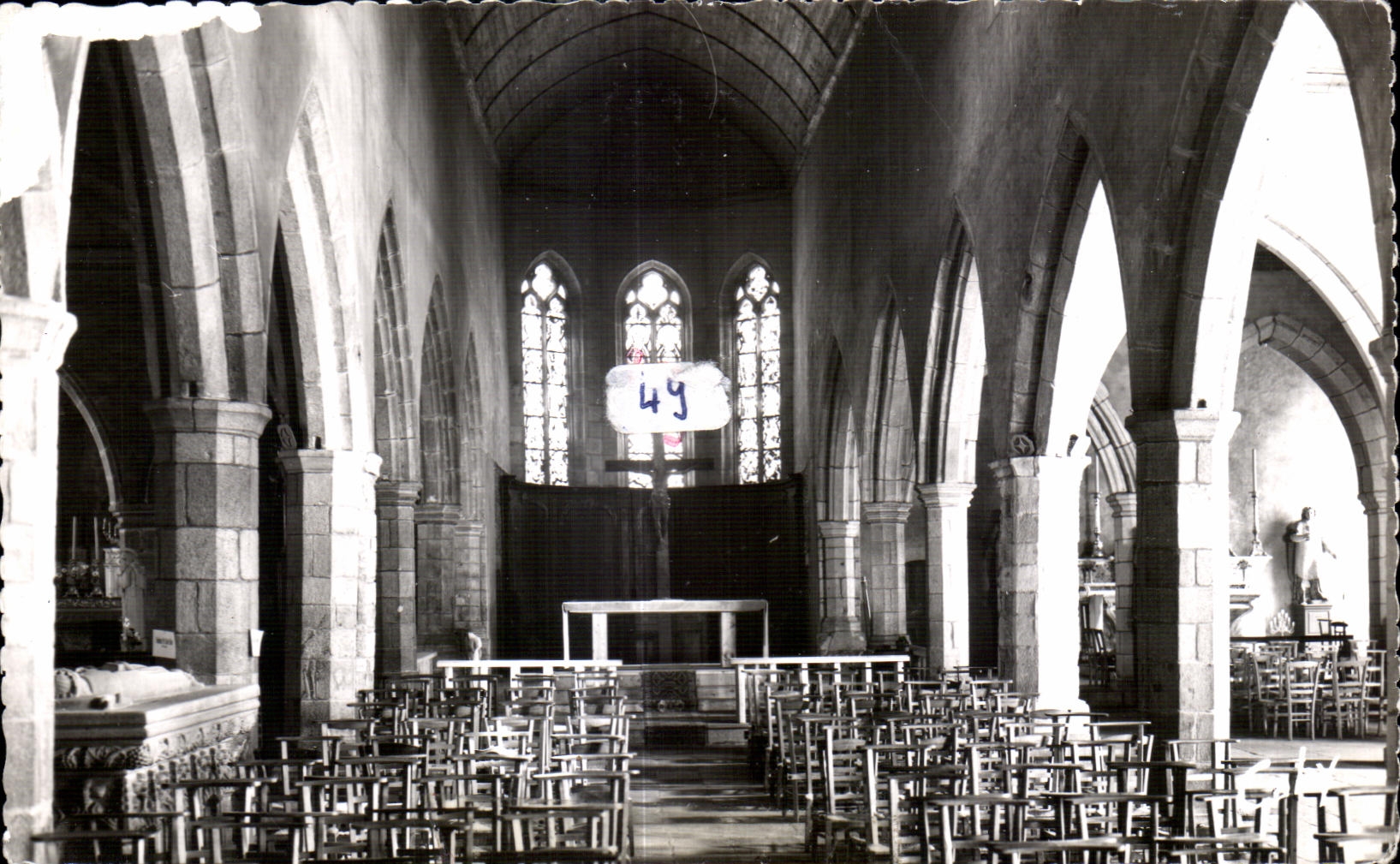 Intérieur de l'église — PLESTIN-les-GREVES (C.-du-N.) — Éditions GABY