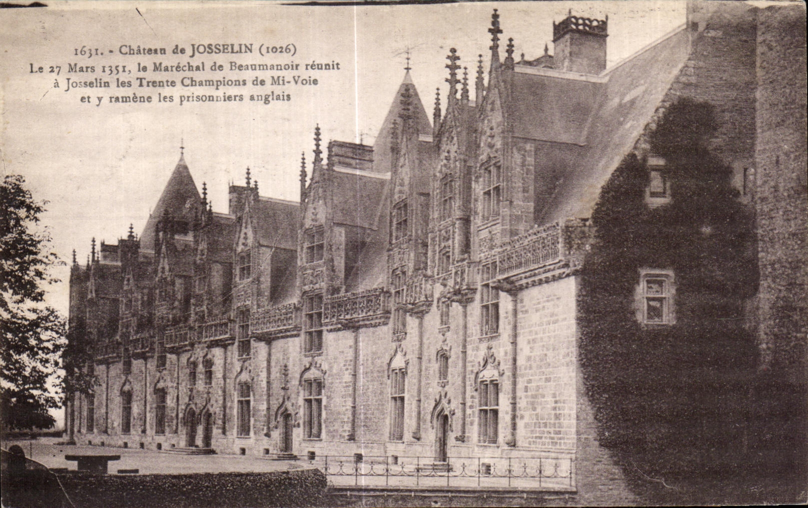 CPA Chateau de Josselin Le Mars le Marechal de Beaumanoir reunit a Josselin les Trente Champions de Mi Voie