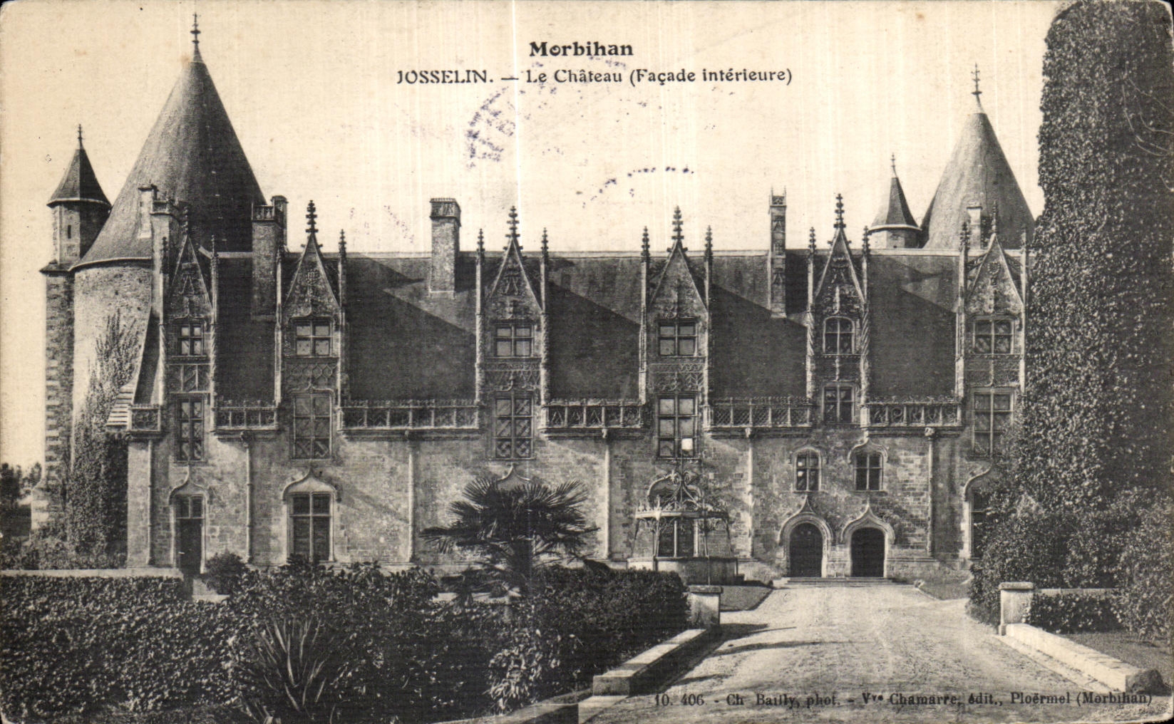 Josselin — Le Château (Façade intérieure) — Ch. Bailly, phot. — Vve Chamarre, édit., Ploërmel (Morbihan)