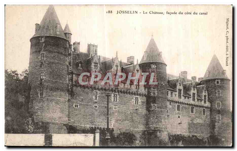 CPA Josselin Le Chateau facade du cote du canal