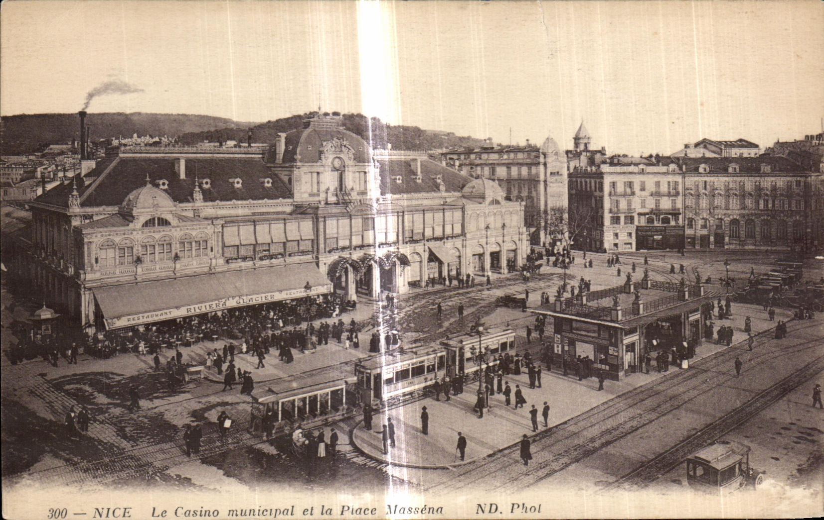 CPA Nice Le Casino Municipal et la Place Massena Tramways
